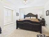 2382 Crystal Dr - Photo 24