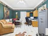 2382 Crystal Dr - Photo 28