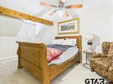 2382 Crystal Dr - Photo 34