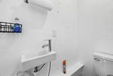 100 Oak Street - Photo 17