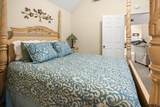 133 Valleywood Glen - Photo 11