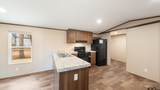 721 Queens Drive - Photo 10