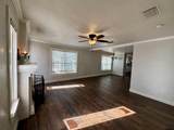 403 Henderson St - Photo 7
