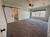 403 Henderson St - Photo 8