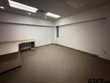 301 S Southeast Loop 323 - Photo 13