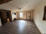 425 Neches St. - Photo 12