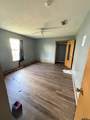 425 Neches St. - Photo 9