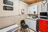 1011 Grove Street - Photo 12