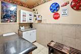 1011 Grove Street - Photo 17