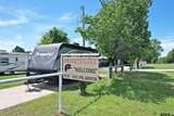 4413 Fm 16 - Photo 3