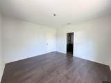 206 Live Oak - Photo 16