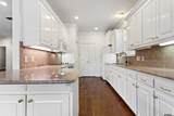 1906 Hollyglen Dr - Photo 17