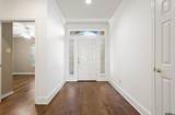 1906 Hollyglen Dr - Photo 5