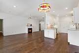 1906 Hollyglen Dr - Photo 6