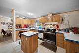 2425 Thompson Ln - Photo 11