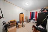 2425 Thompson Ln - Photo 16
