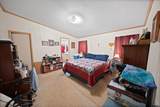 2425 Thompson Ln - Photo 19