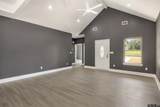 903 Bethune - Photo 9