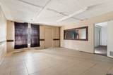 204 S Hart - Photo 5