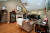 1316 Nottingham - Photo 7