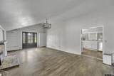 585 Naples Dr - Photo 9