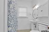 831 Houston Street - Photo 16