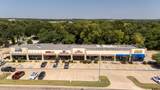210/220 Crestway Dr - Photo 2