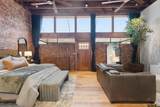 103 Duval - Photo 3