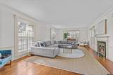 216 Montgomery - Photo 19