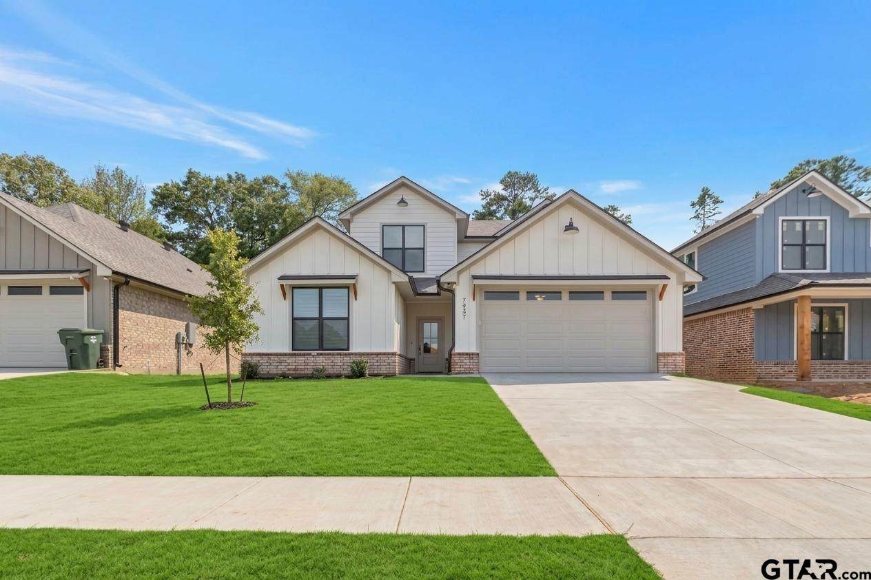 7937 Greenhill Drive - Photo 1