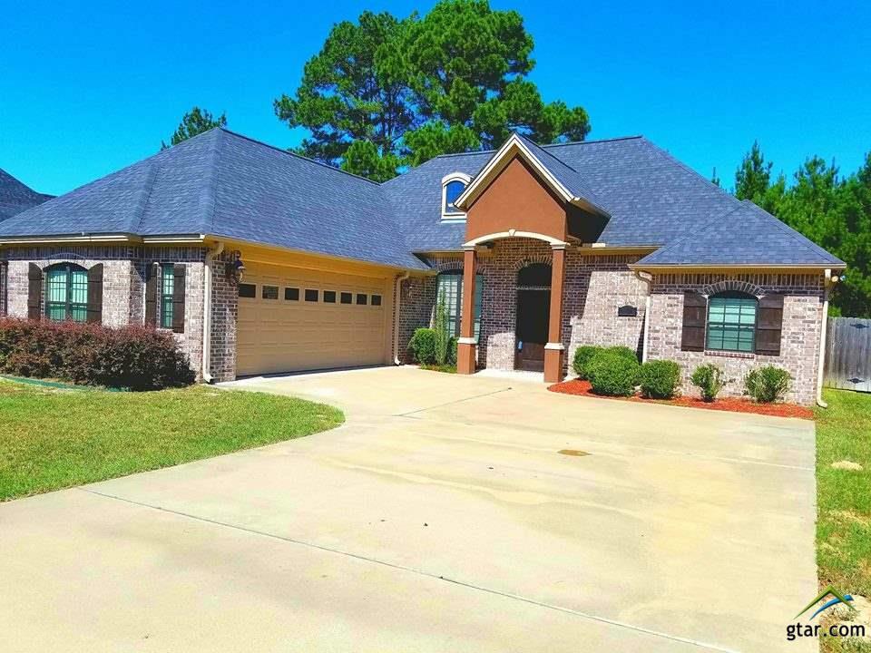 3021 Hudson - Photo 1