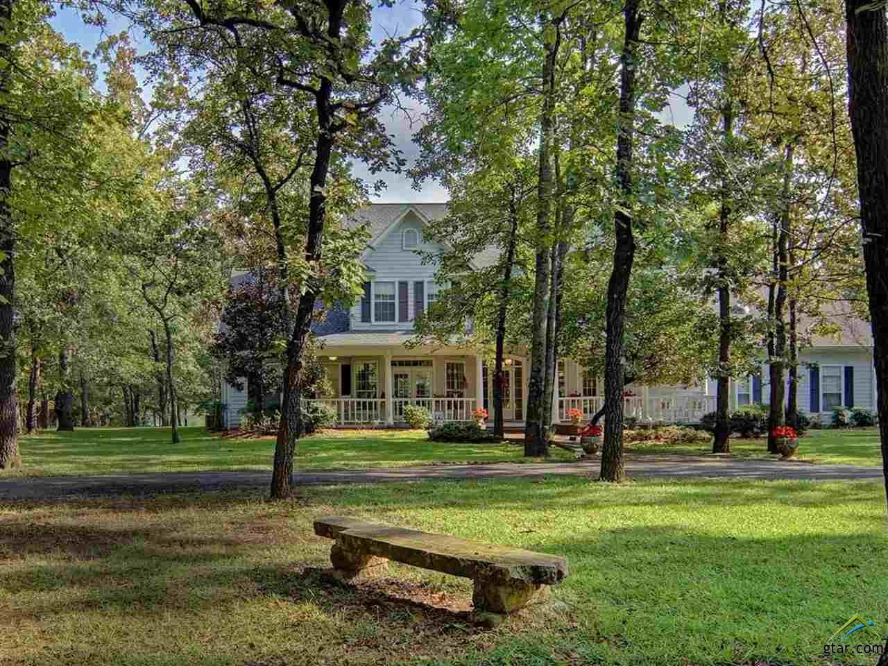 435 Private Road 5982 - Photo 1