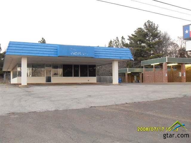 902 W. Broadway - Photo 1