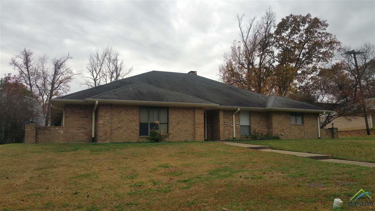 510 Rosewood - Photo 1