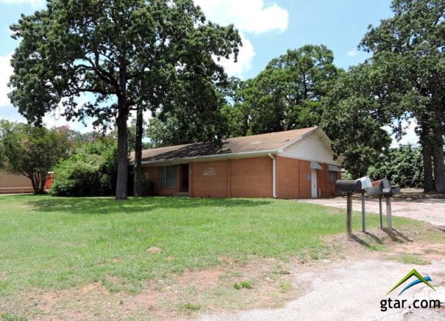2805 Oak - Photo 1