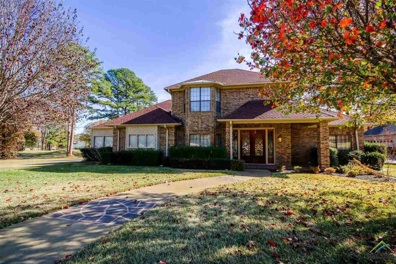 7011 Hollytree Cir. - Photo 1