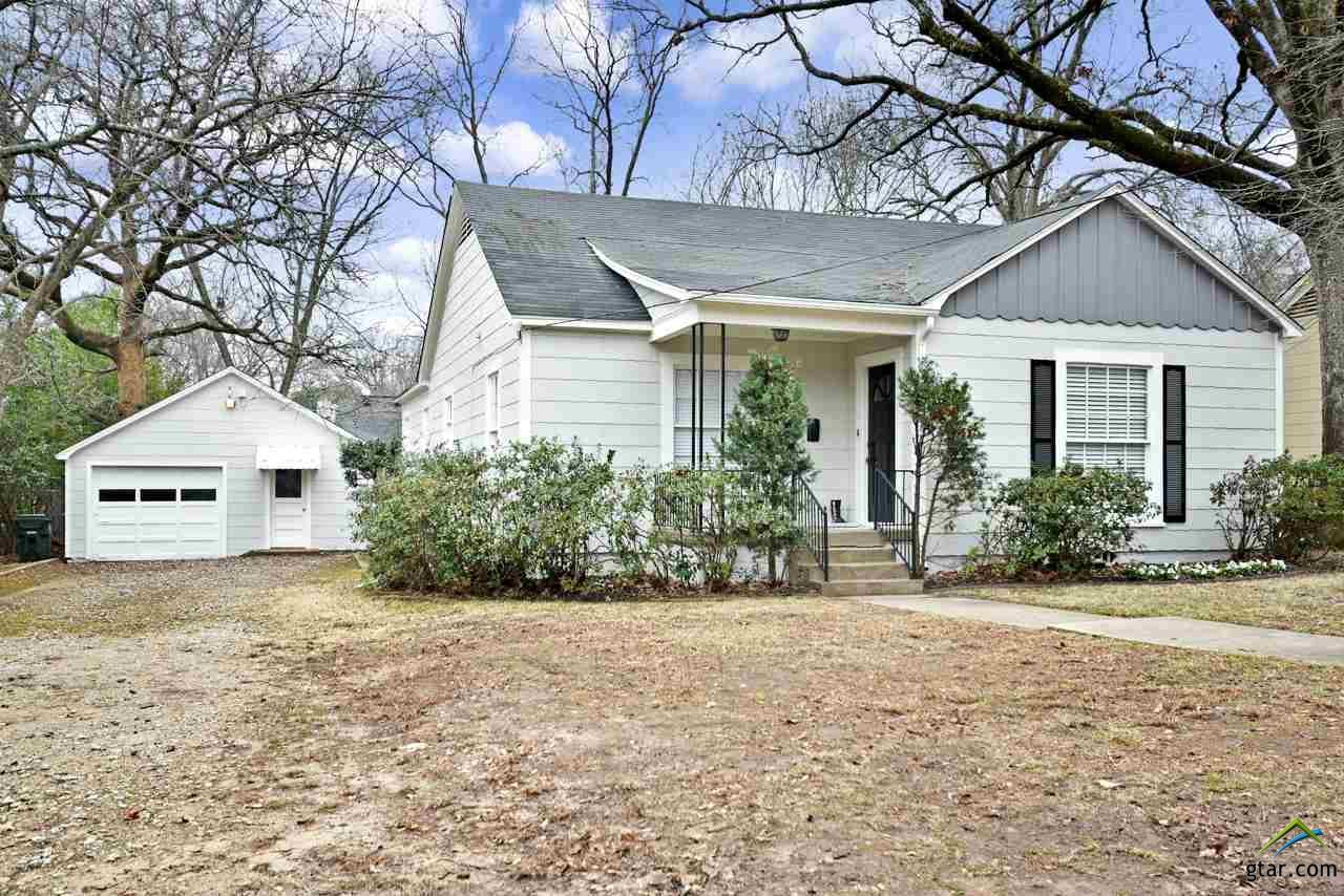 1611 Travis Street - Photo 1
