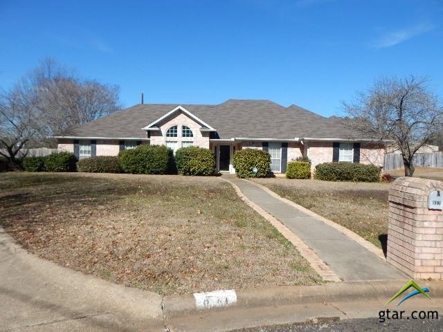 811 Toler Ct - Photo 1