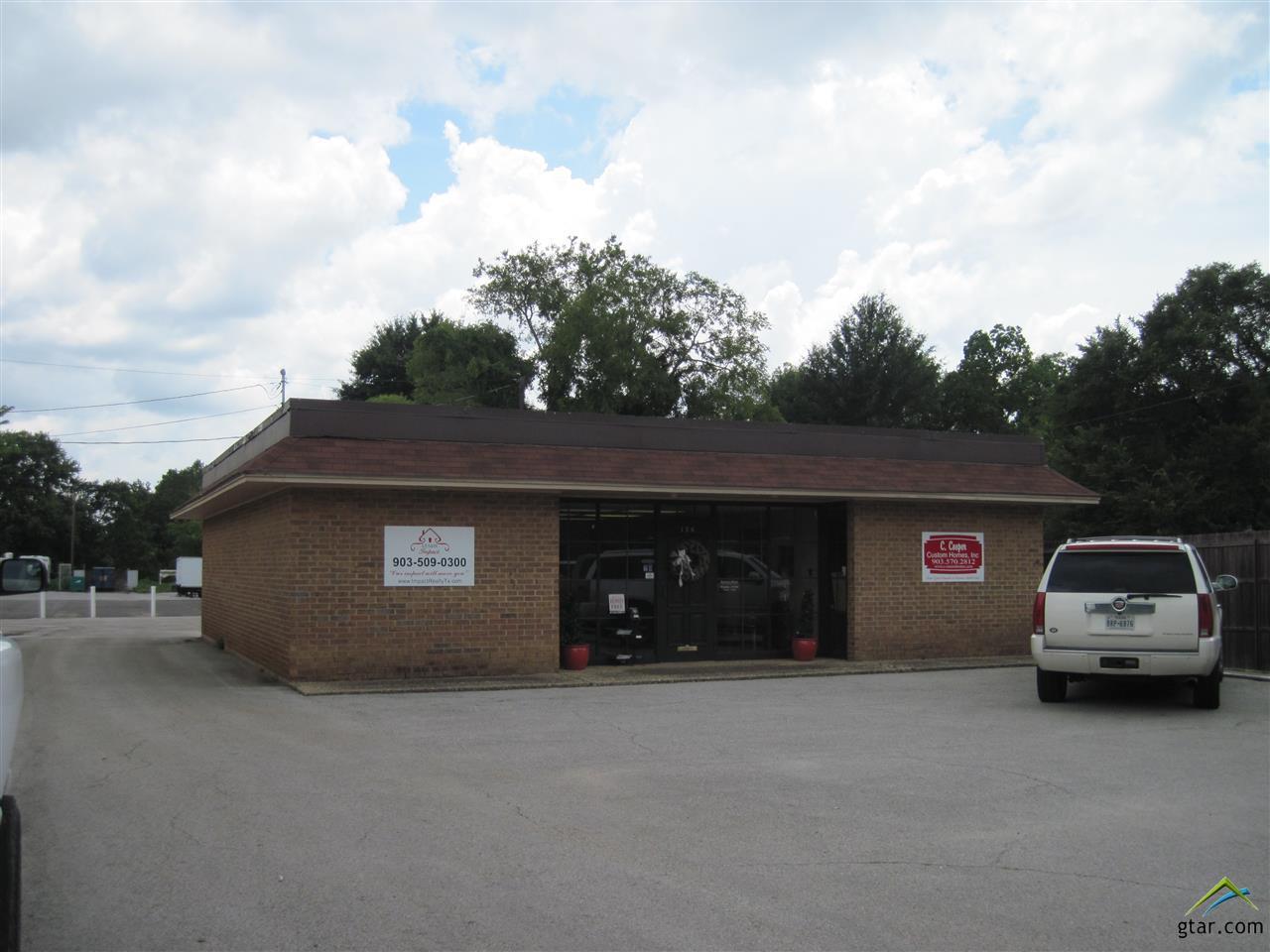 126 Amherst - Photo 1