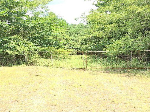 000 On Easement Off Cr 3220 - Photo 1