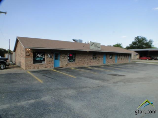 701 Pine - Photo 1