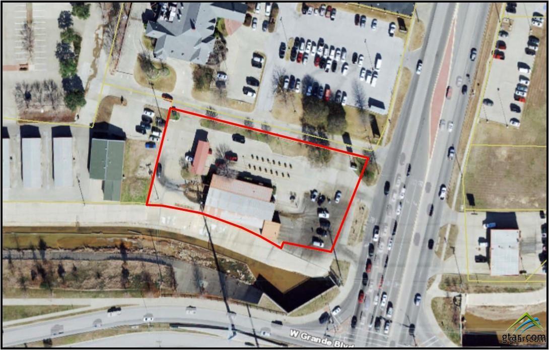 6313 Broadway Ave. - Photo 1