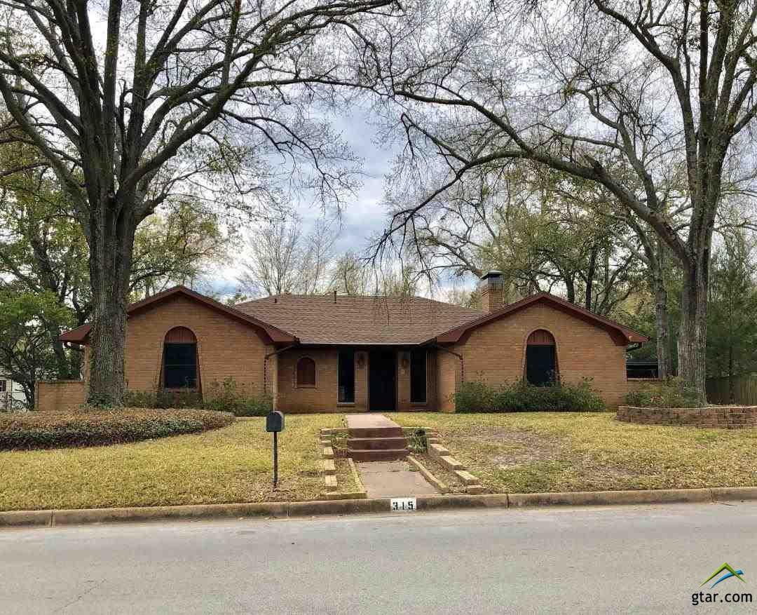 315 Winchester Dr. - Photo 1