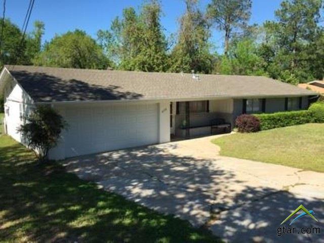 520 Ravenwood Dr - Photo 1