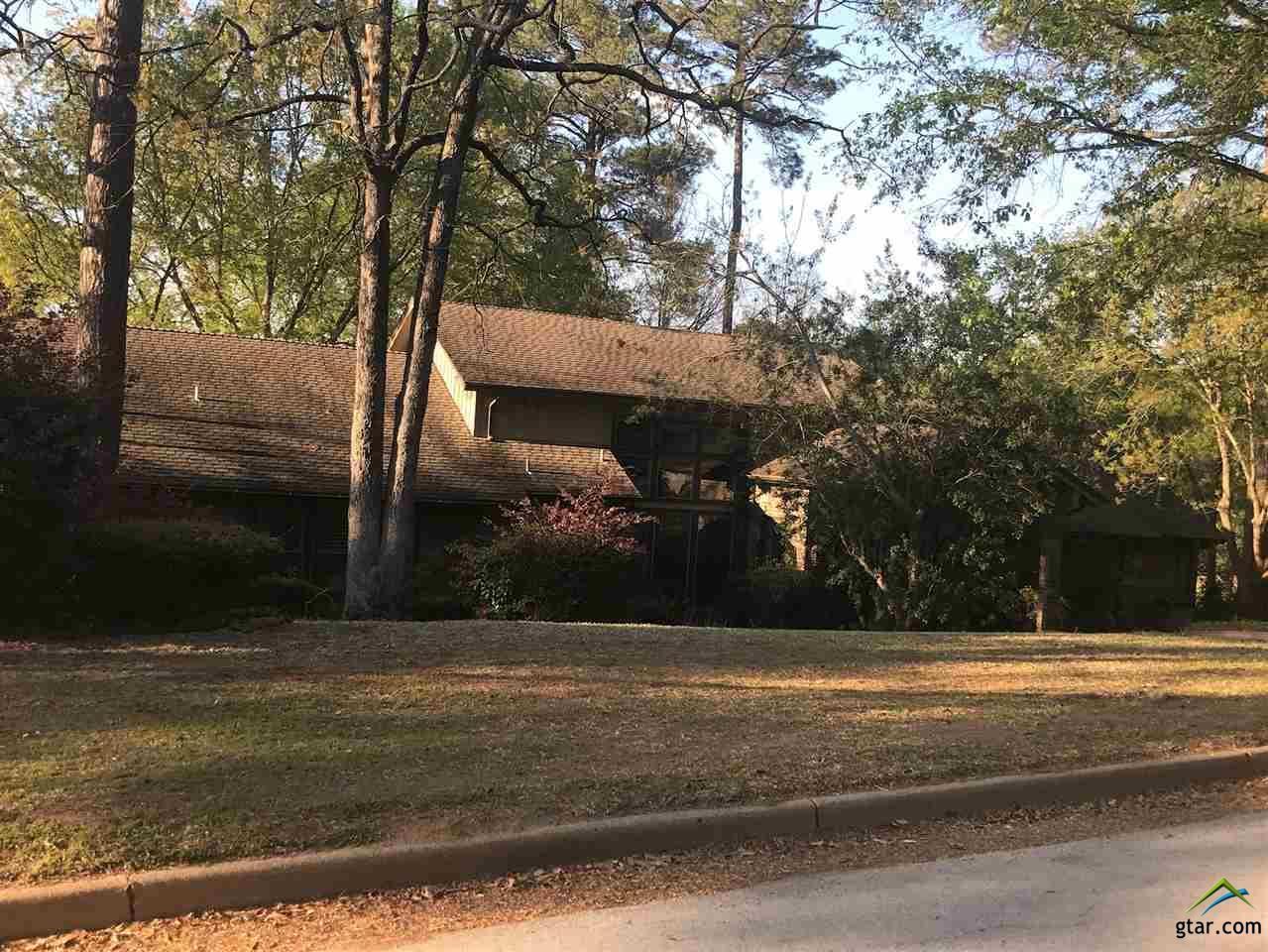 6213 Victoria Ct - Photo 1