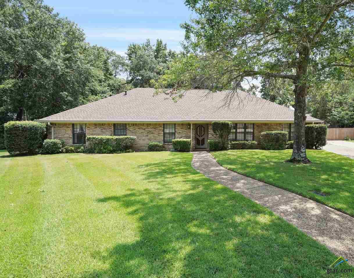 3305 Shadow Glen Cir. - Photo 1