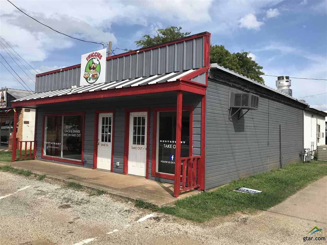 207 Main - Photo 1