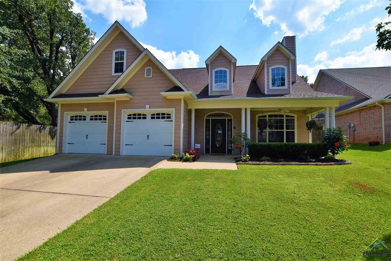 215 Cambridge Rd - Photo 1