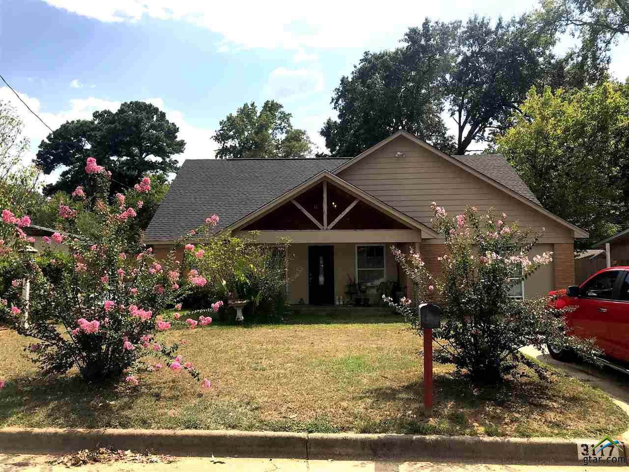 3117 Lamont - Photo 1
