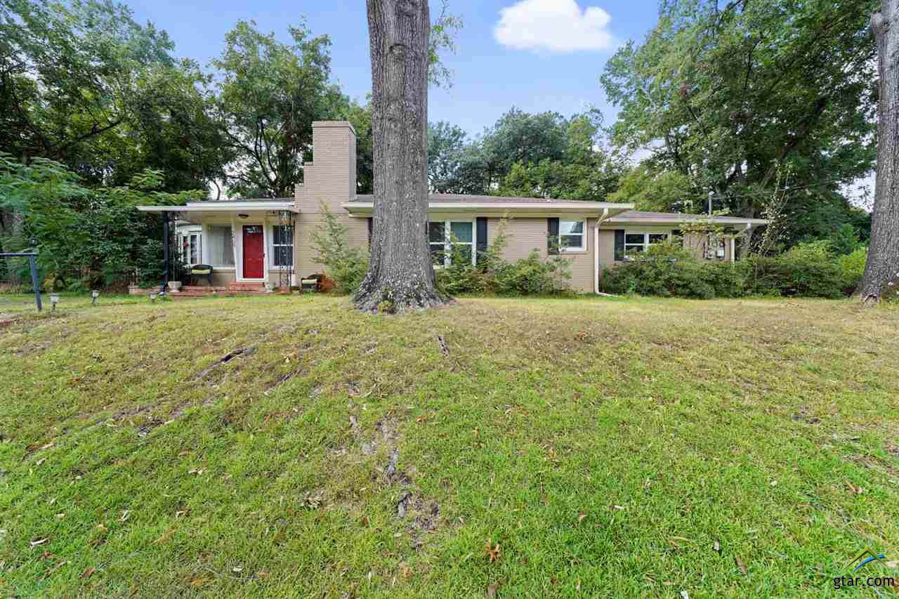 2409 Sunnybrook - Photo 1